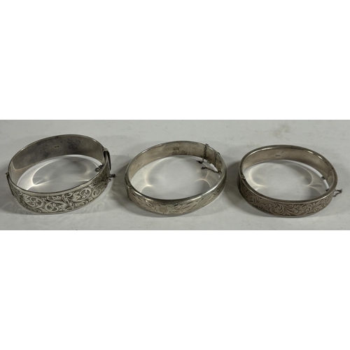 1 - 3 Hallmarked silver engraved bangles


92g