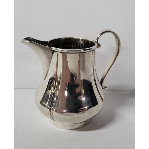 3 - Birmingham Edwardian silver milk jug in plain form

78 grams