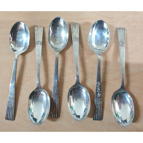 15 - Set of 6 Sheffield 1957 silver tea spoons, one engraved 