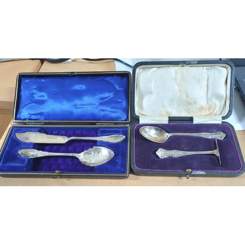 16 - Two antique fully hallmarked silver sets both in original cases (2)

82g