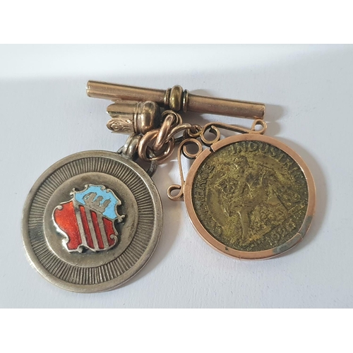 50 - 9ct gold bar holding a silver fob and a rose gold coin mount (unmarked or rubbed) holding some kind ... 