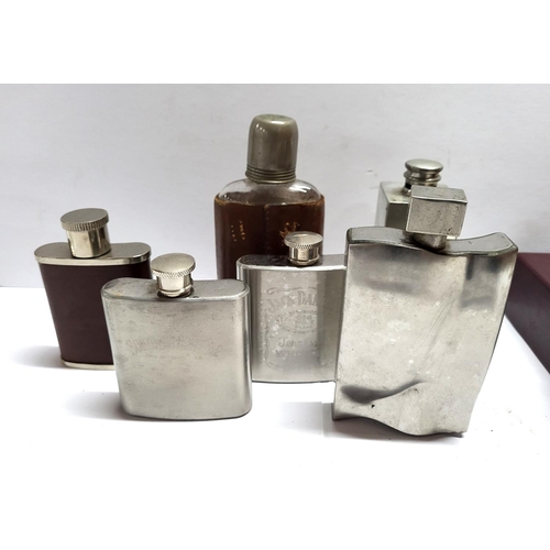 72 - Collection of hip flasks together with a boxed pair of crystal shot glasses (Qty)