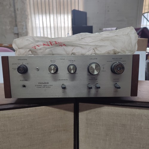 420 - Selection of vintage Hi-fi equipment including a Pioneer amplifier, AS-6 speakers a/f, and a Sony ta... 