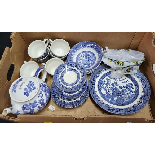 370 - Large Quantity of ceramics including 