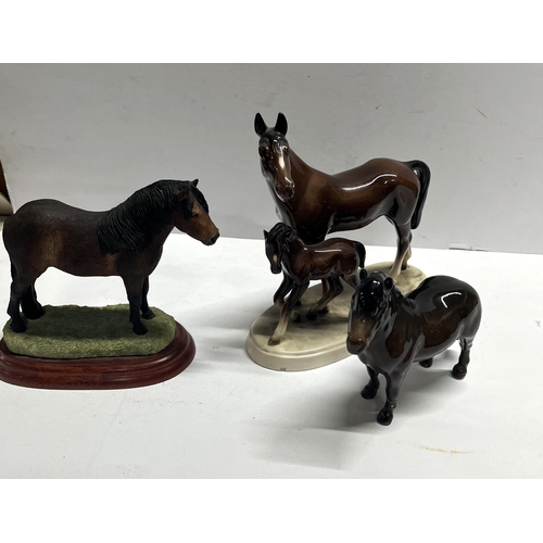 390 - Beswick horse and 2 others