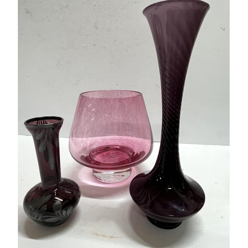 402 - Selection of coloured glassware including bud vases etc