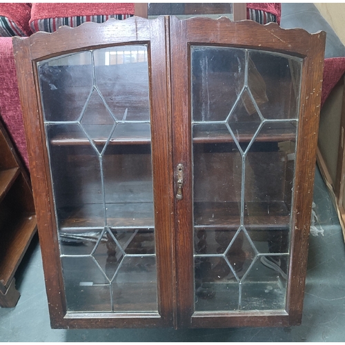 433 - Lockable display wall-cabinet with leaded panes and two inner shelves