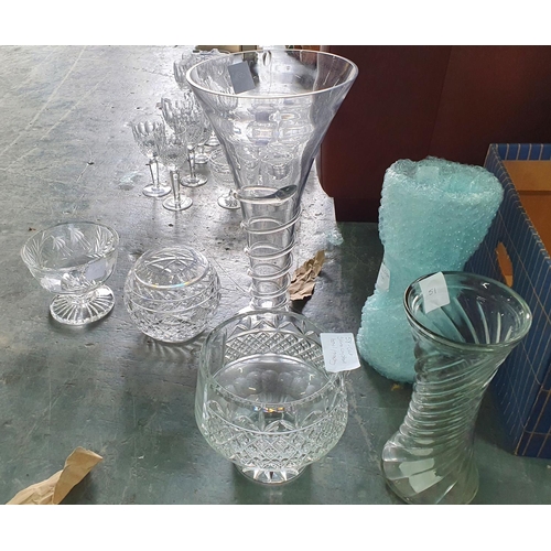 539 - Large modern swirl decorated trumpt shaped glass vase together with other cut glass items (Qty)