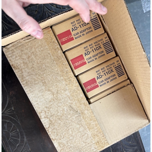 621 - Wooden table and other with vase and Turbo tumbler