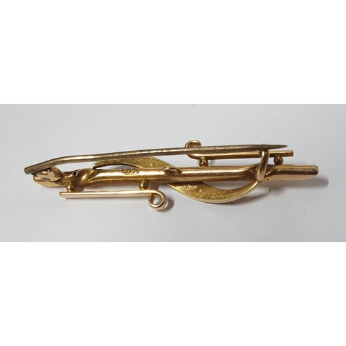 8 - 15ct gold bar brooch with seed pearls,

2.5 grams