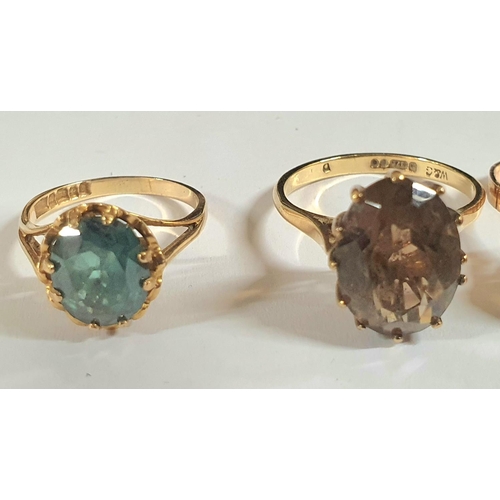 88 - 3 hallmarked 9ct yellow gold dress rings, 2 with solitaire semi-precious stones together with an Ara... 