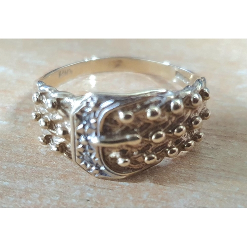 95 - Gents hallmarked 9ct yellow gold best buckle ring with a couple of illusion set diamonds in platinum... 