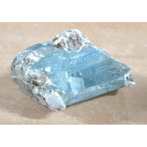 184 - Raw uncut block of natural Pakistan Aquamarine crystal,

50 x 35 x 30 mm     weight 69 grams gross.
... 