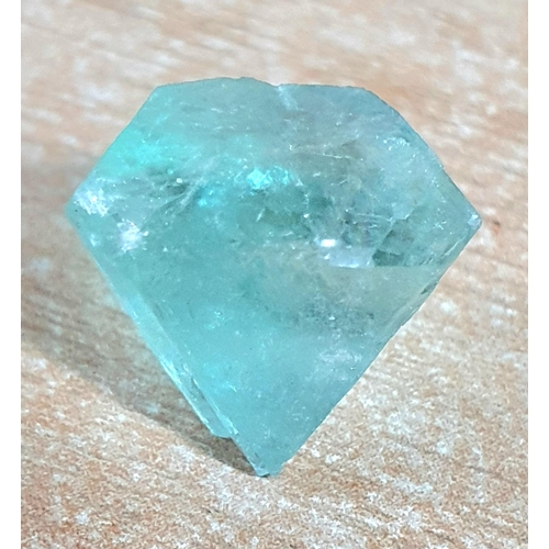 186 - Natural raw uncut rough Emerald, approx 18cts,

3.6 grams