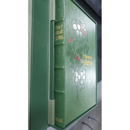 152 - BOOKBINDERS COPY - Folio Society, 2002 Book. As New. Hardcover. hardback, folio, bound in full green... 