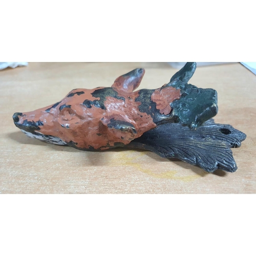 455 - Cold painted desk paper tidy in the form of a Foxes' head,

15 cm long