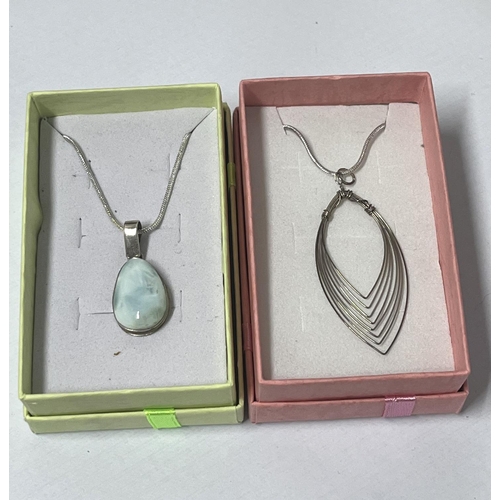 31 - 925 silver teardrop pendant along with wire leaf shape pendant, silver/blue white stone pendant and ... 
