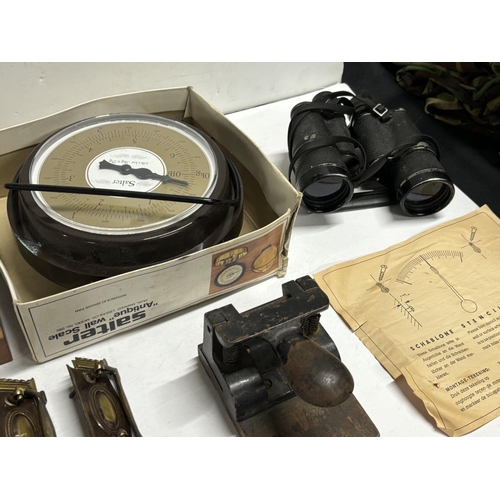 66 - Boxed Cracker jack, scales and binoculars with others