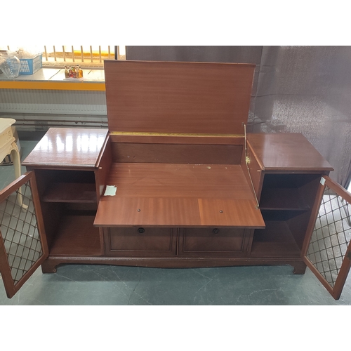 444 - Vintage sideboard with central lift-up section