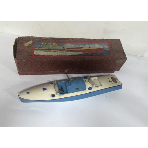 131 - Vintage boxed Hornby Speedboat No 3 Racer III