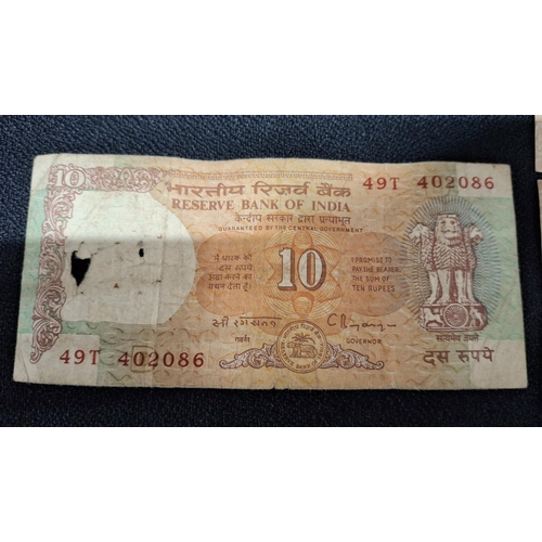 40 - Quantity of world banknotes including a collection of Indian Rupees (Qty)