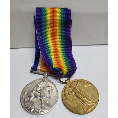 64 - Pair of WW1 medals (2)   199283 GNR. H. EBBORN R.A