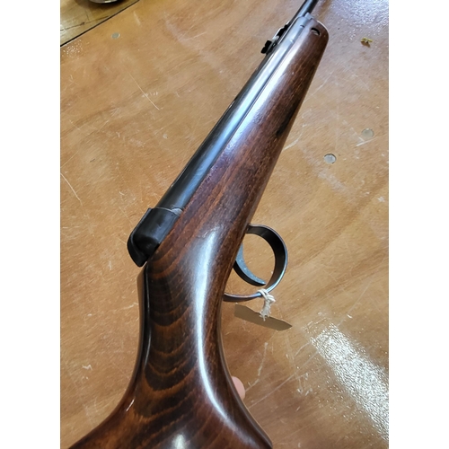 106 - .22 BSA Meteor MKII 1966 - 68 air rifle, serviced in august 2022