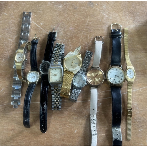 183 - Quantity of various wrist watches (Qty)