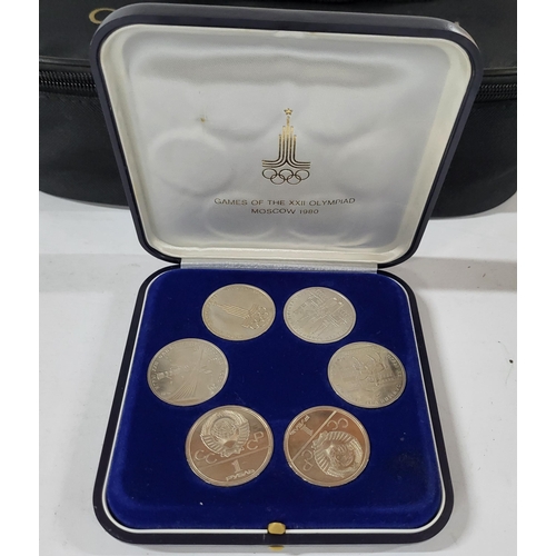 210 - Moscow 1980 olympics coin set as well as a 2012 olympics lunchbox (2)