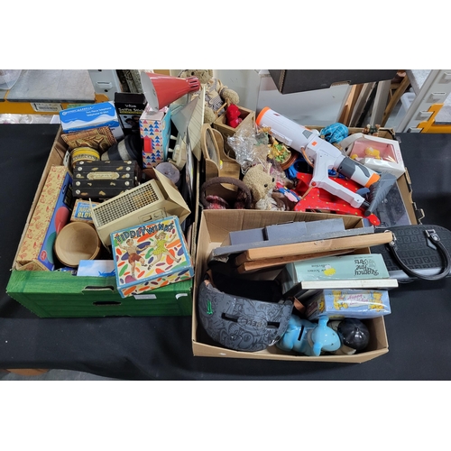 228 - Collection of various toys and board games etc (Qty)