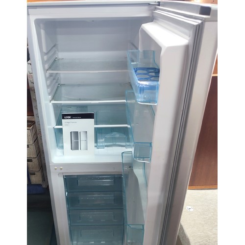 487 - Logik fridge freezer