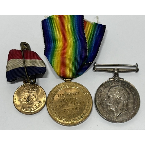 83 - 3 Medals including two from WWI 

DM2-454285 PTE J.A Bracewell