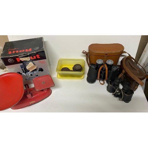 146 - Pair of binoculars, weighing scales and a plunging router (Qty)