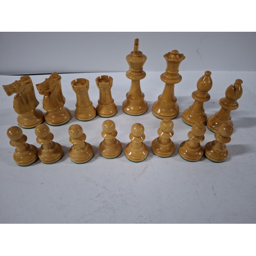 225 - Mid/late 20th century Carved wooden chess set in wooden box container