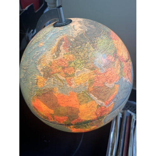 227 - Light up globe