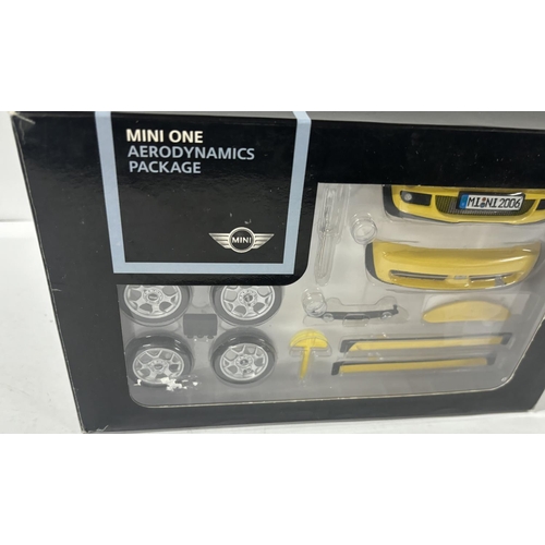 276 - Kyosho, Mini one Areadynamics package