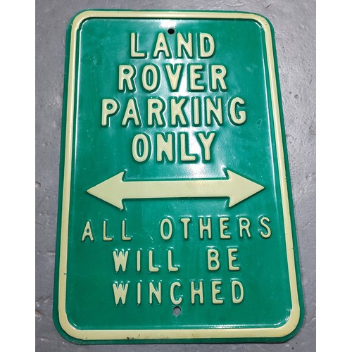 380 - Land Rover parking only metal sign 

30cm x 45cm