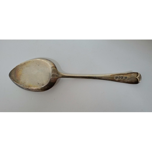 8 - London silver 1906 serving spoon, 50 grams