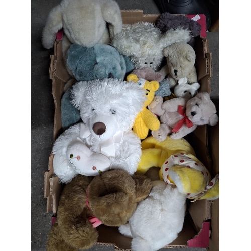 52 - Two boxes of teddy bears including many older examples (Qty)