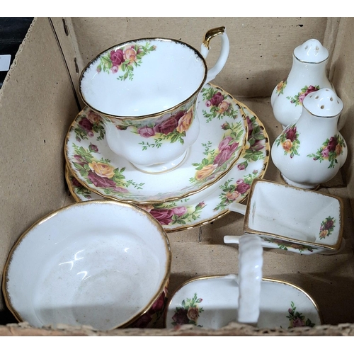 134 - Small quantity of Royal Albert 