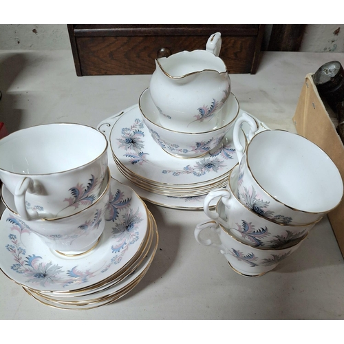 168 - Royal Standard porcelain tea service (Qty)