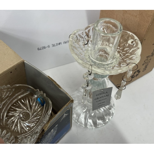 318 - Glassware including boxed Gisela Graham