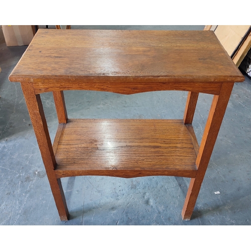 324 - A small Oak shelving unit/hall table