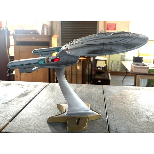 186 - Large plastic model of the Starship Enterprise