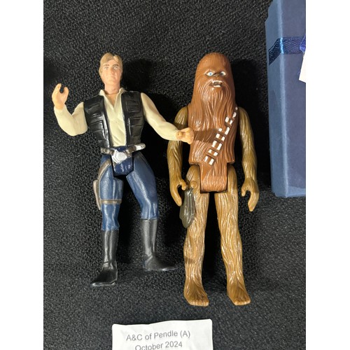 372 - 2 Kenner Star Wars figures

Chewbacca 1977