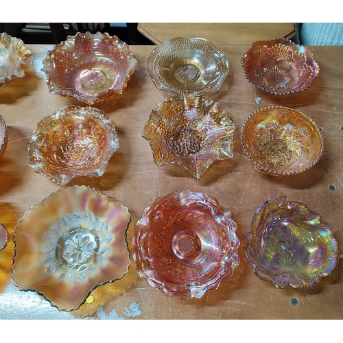 291 - Selection of large coloured Carnival glass bowls (Qty)