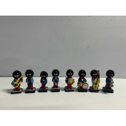 327 - 8 ceramic Golly band figures