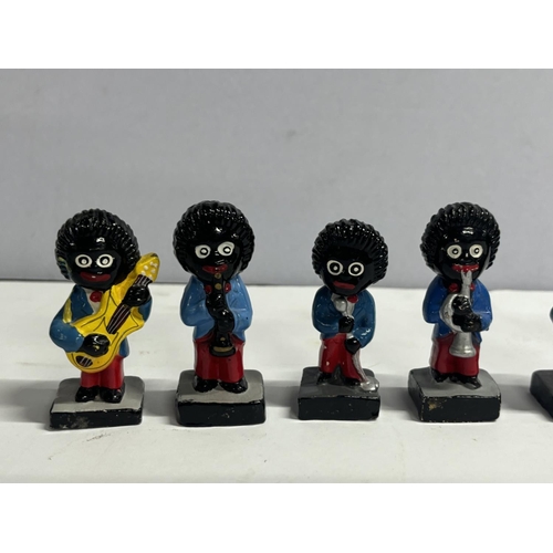 327 - 8 ceramic Golly band figures