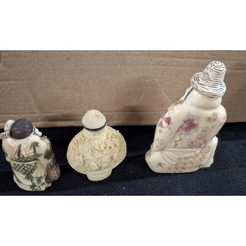 333 - Three Japanese netsuke snuff bottles (3)