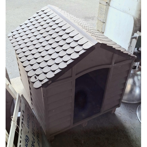 339 - Outdoor plastic dog kennel